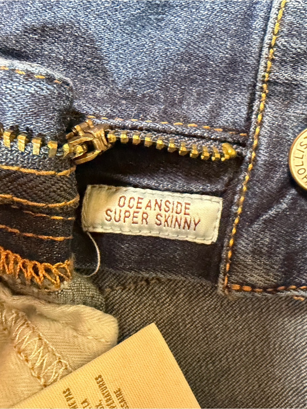 Hollister Oceanside Super Skinny Women's Straight-Leg Jeans in Dark Blue Wash - Picture 7 of 10